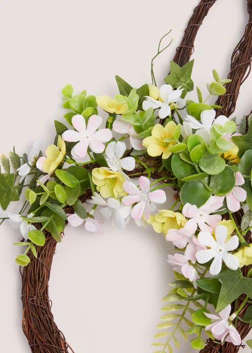 Bunny Shape Wreath (28cm x 38cm x 7cm) Image 2