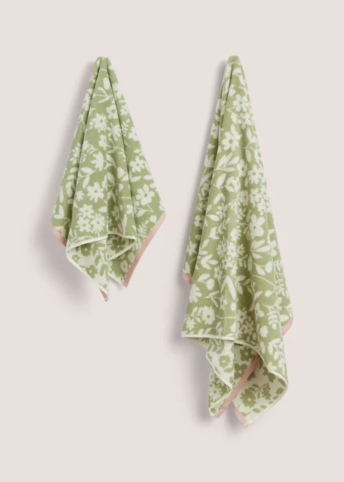 Green Retreat Jacquard Floral Towel - Bath Towel Image 1