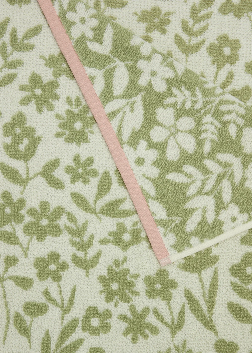 Green Retreat Jacquard Floral Towel - Bath Towel Image 2