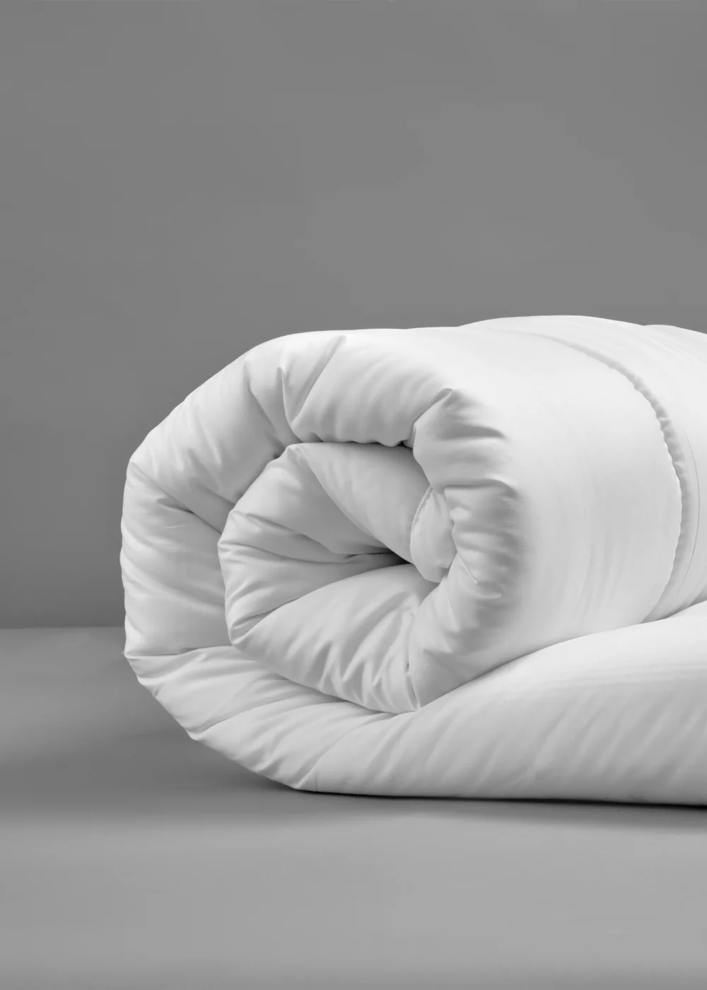 Slumberdown Warm And Snug Duvet (13.5tog) - King Image 3