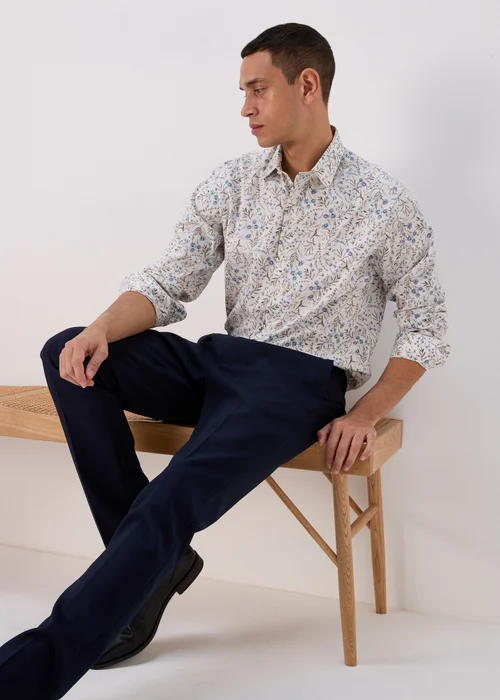 Taylor & Wright White Floral Print Long Sleeve Shirt - Small Image 4