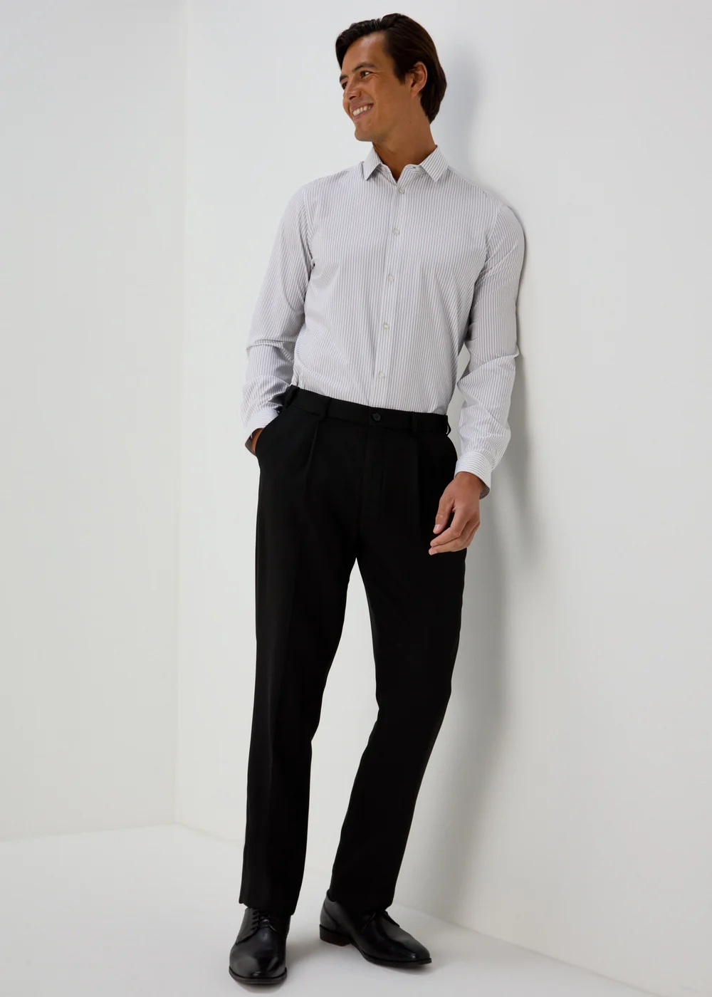 Taylor & Wright Grey Stripe Slim Fit Shirt - S Image 4