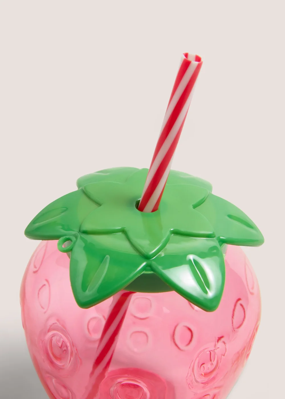 Novelty Strawberry Cup (9cm x 9cm x 18cm) Image 2