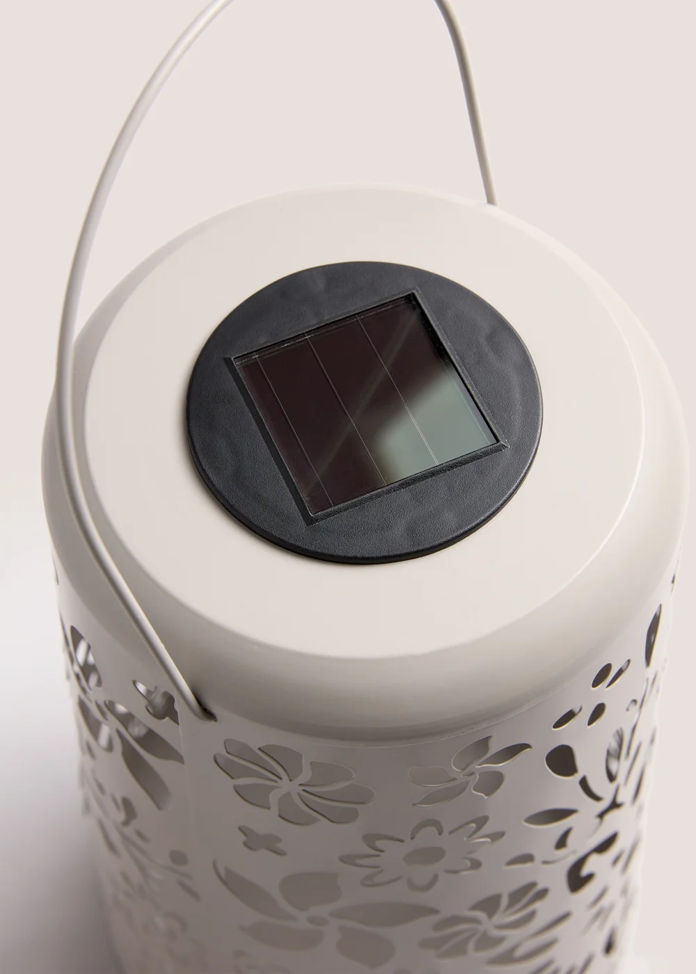 Outdoor Cream Floral Design Metal Solar Lantern (19cm x 31cm) Image 2