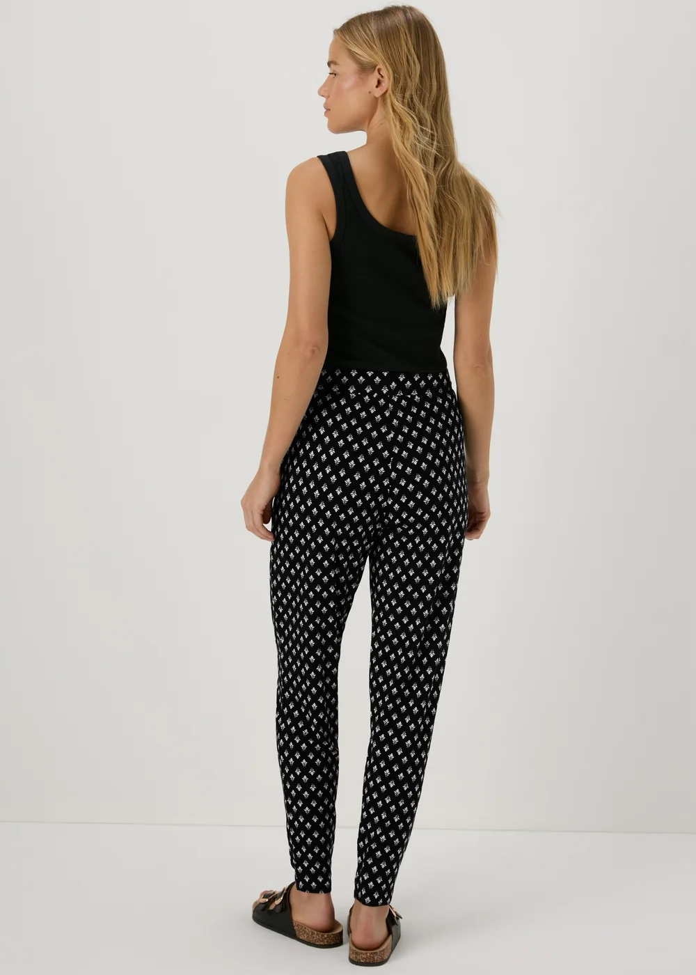 Black Geo Printed Harem Trousers - 8 Image 2