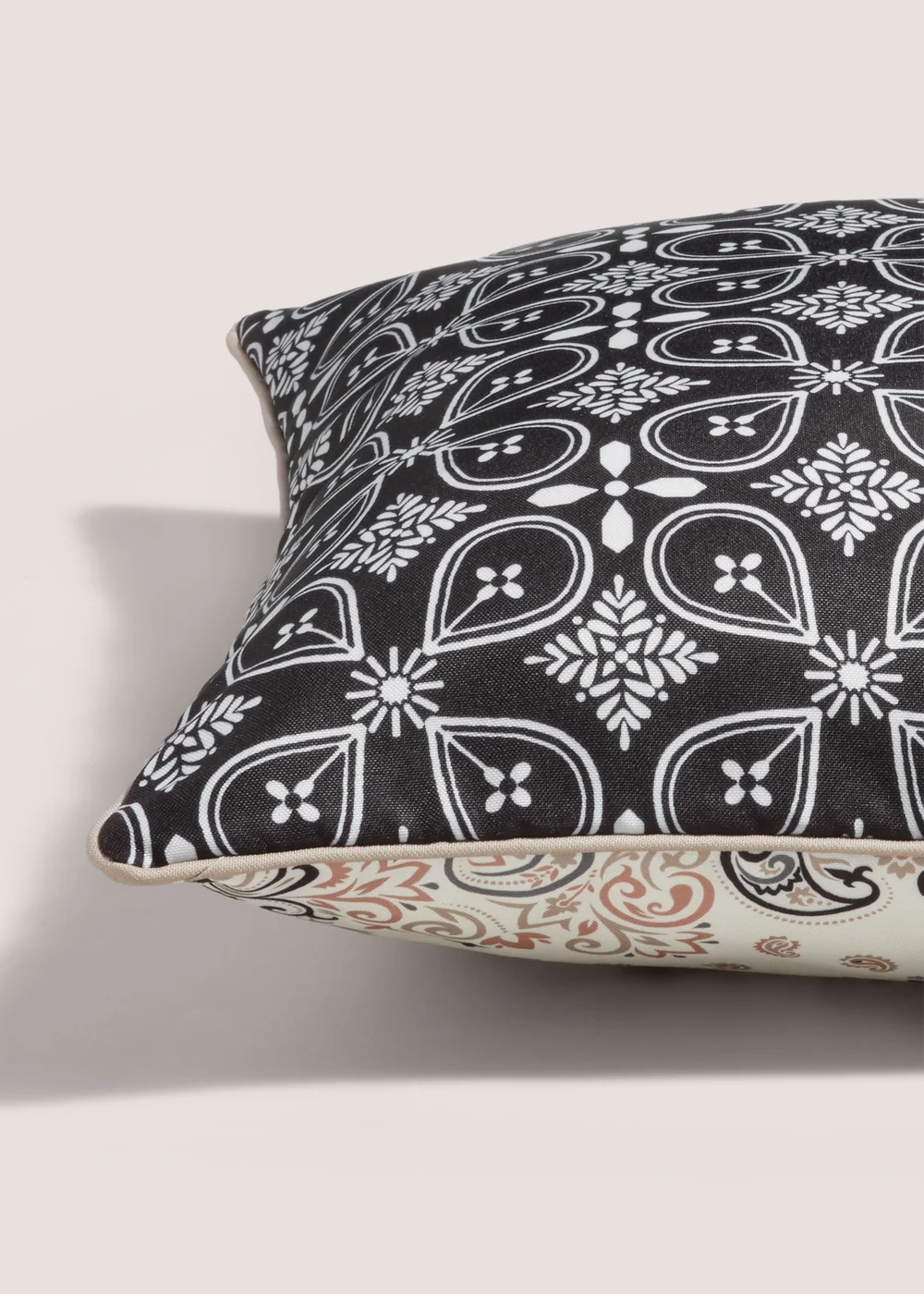 Black & White Outdoor Reversible Casa Tile Cushion (43cm x 43cm) Image 2