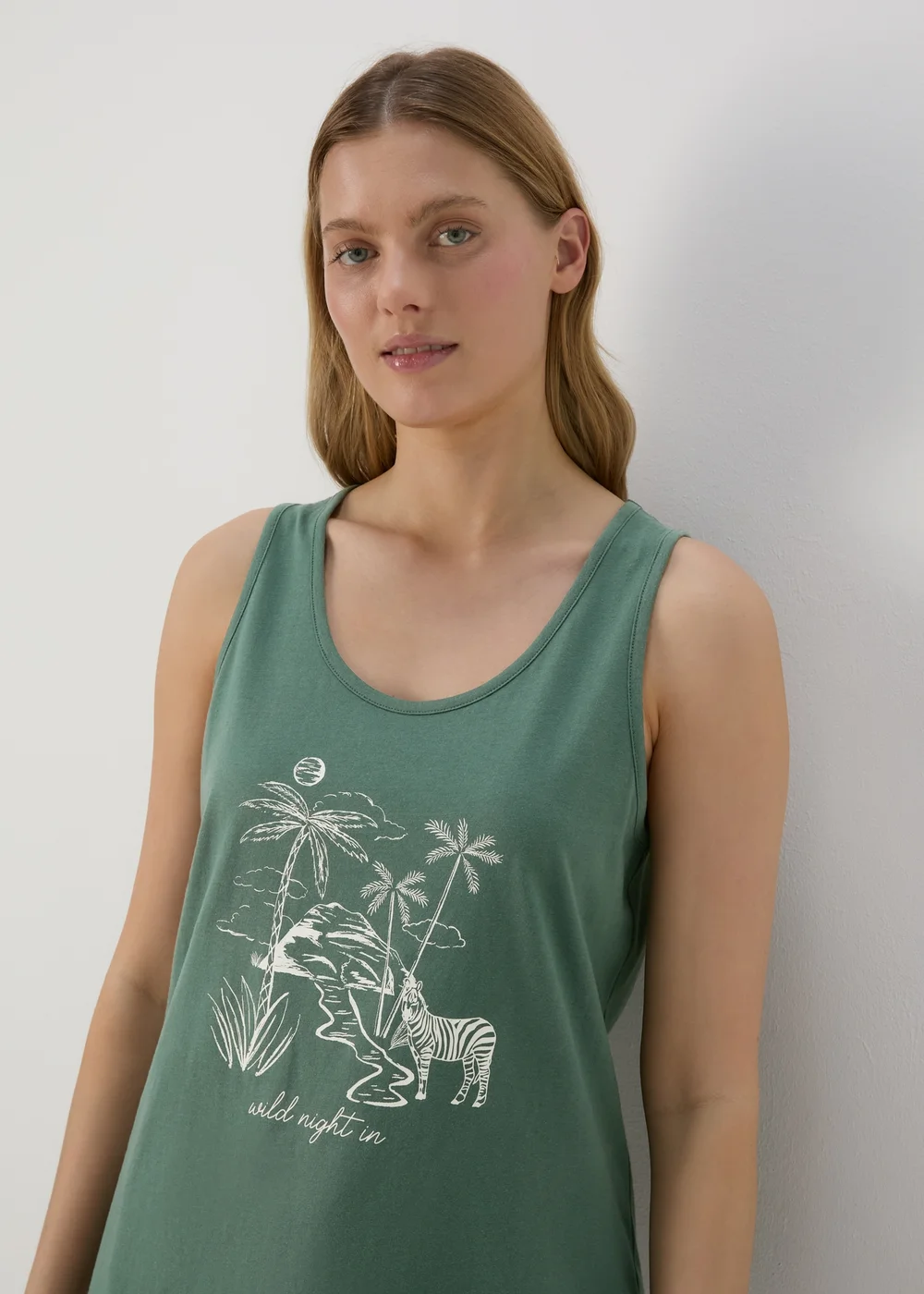 Green Top & Shorts Pyjama Set - Extra small Image 3