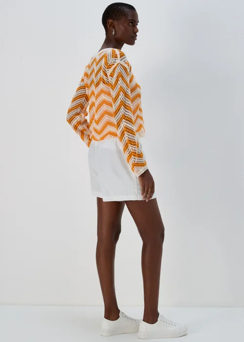 White Linen Shorts - 8 Image 2