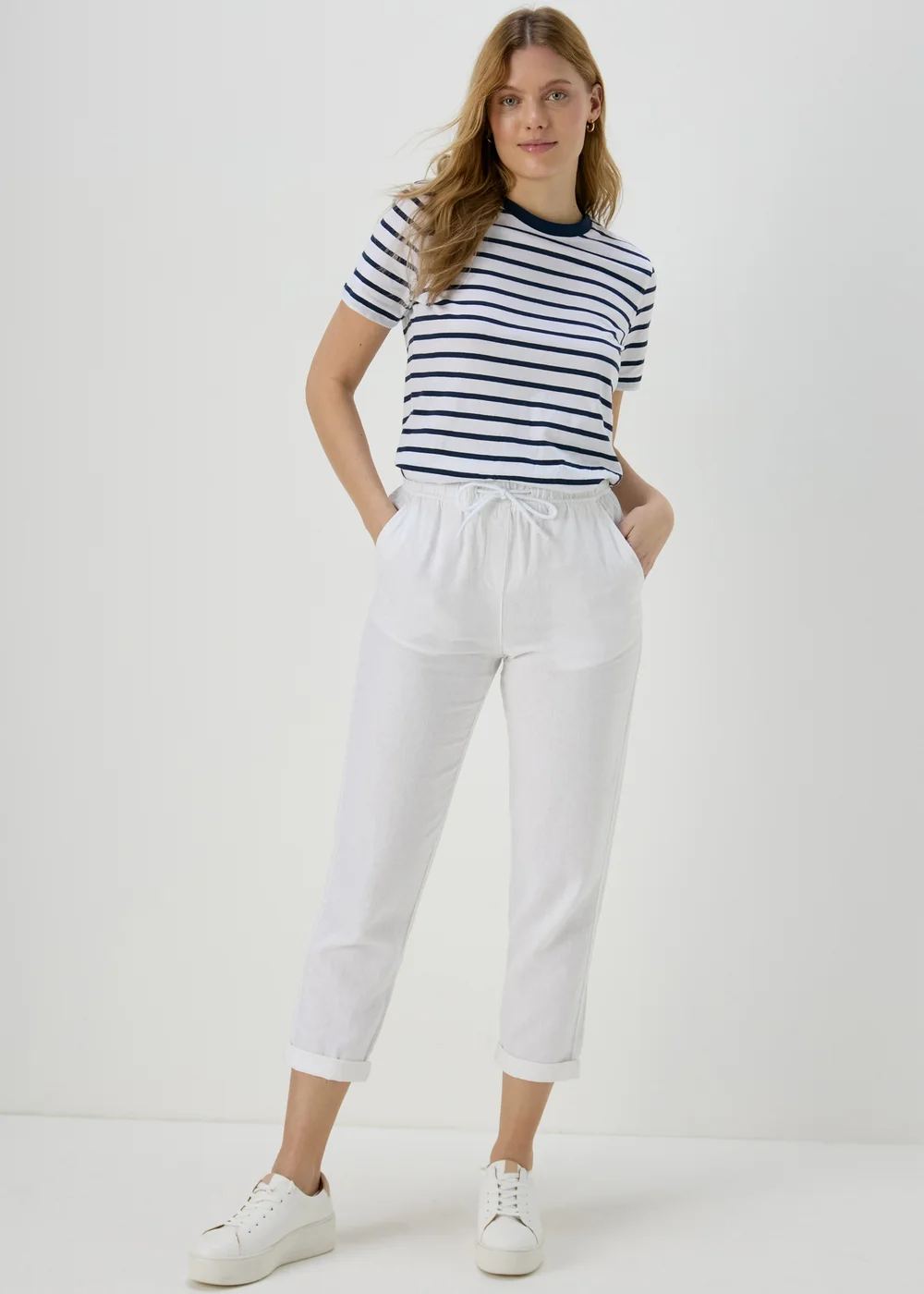 White Linen Tapered Trousers - 8 Image 1