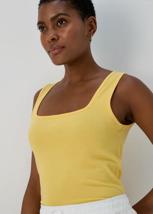 Yellow Short Vest - 8 Image 3
