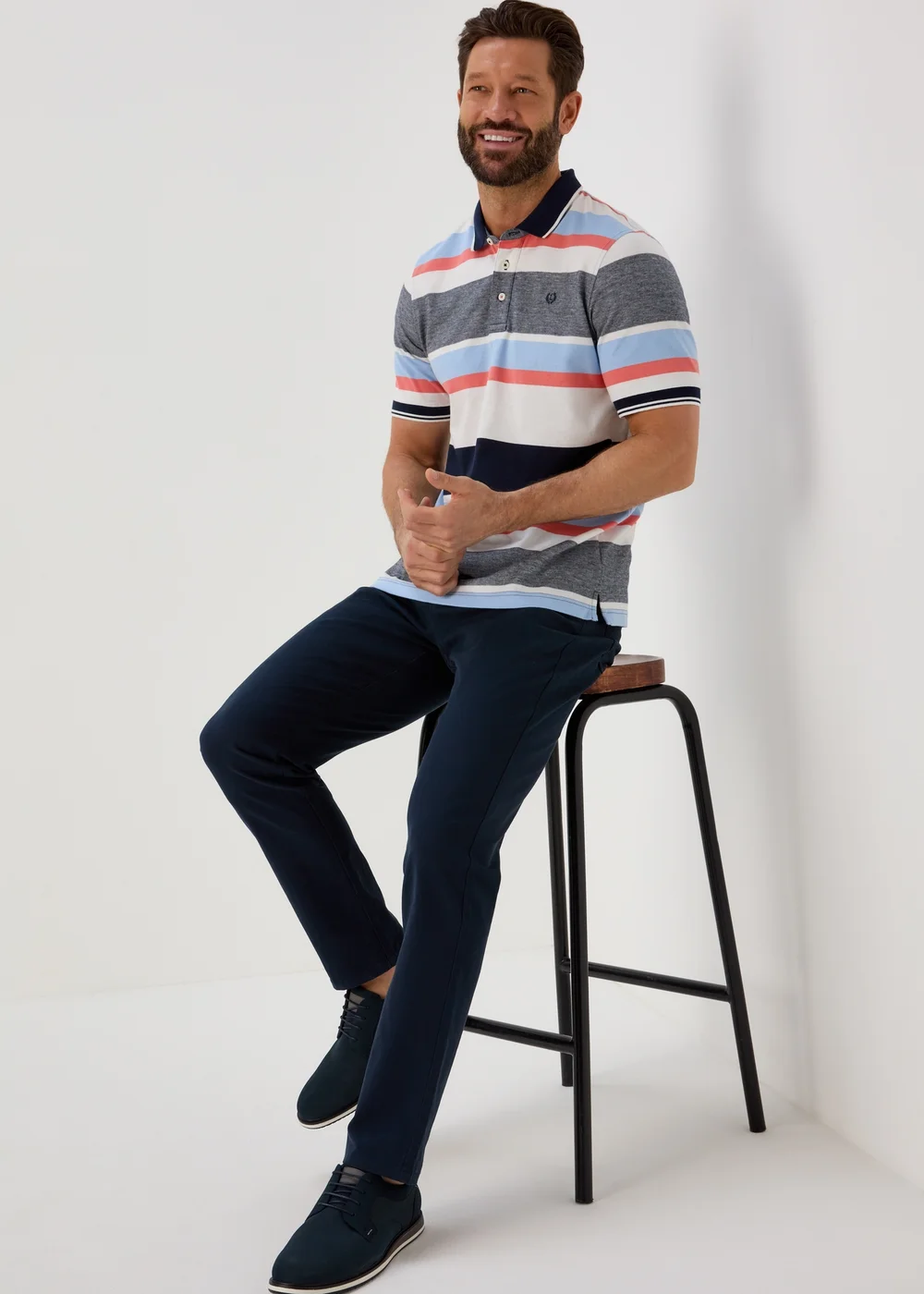 Lincoln Navy 5 Pocket Trousers - 32 Waist Regular Image 4