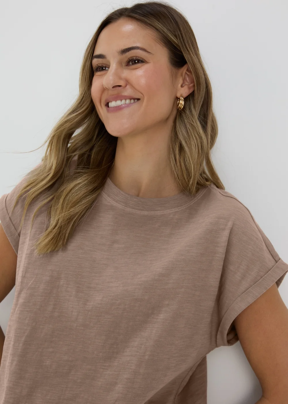 Beige Relaxed Plain T-Shirt - S Image 3