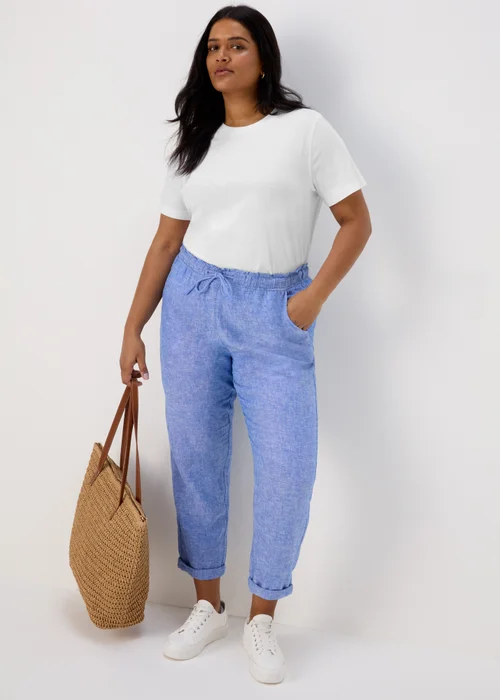 White Modern Plain T-Shirt - 8 Image 8