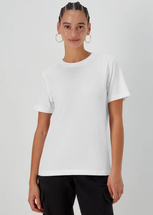 White Modern Plain T-Shirt - 8 Image 1