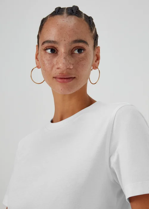 White Modern Plain T-Shirt - 8 Image 5
