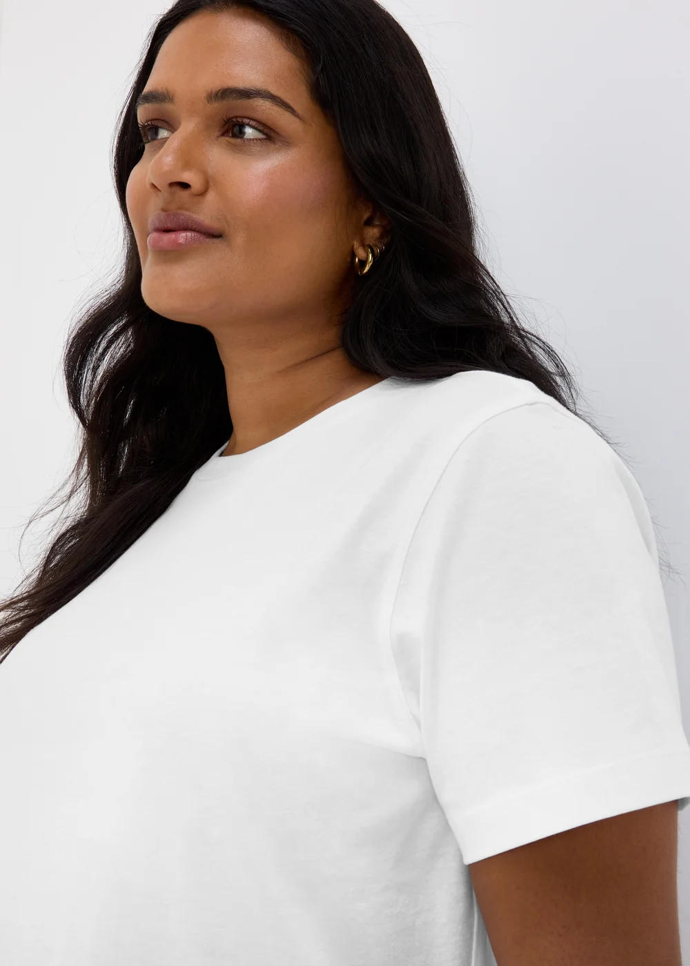 White Modern Plain T-Shirt - 8 Image 6