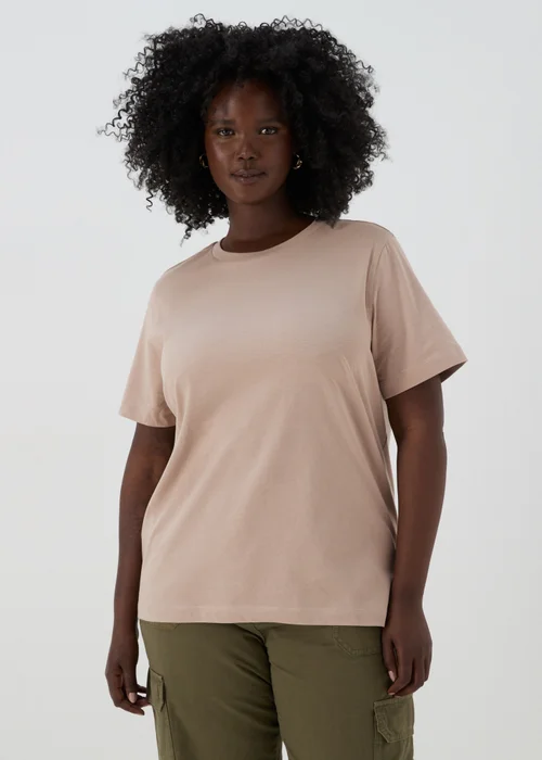 Beige Modern Plain T-Shirt - 8 Image 1