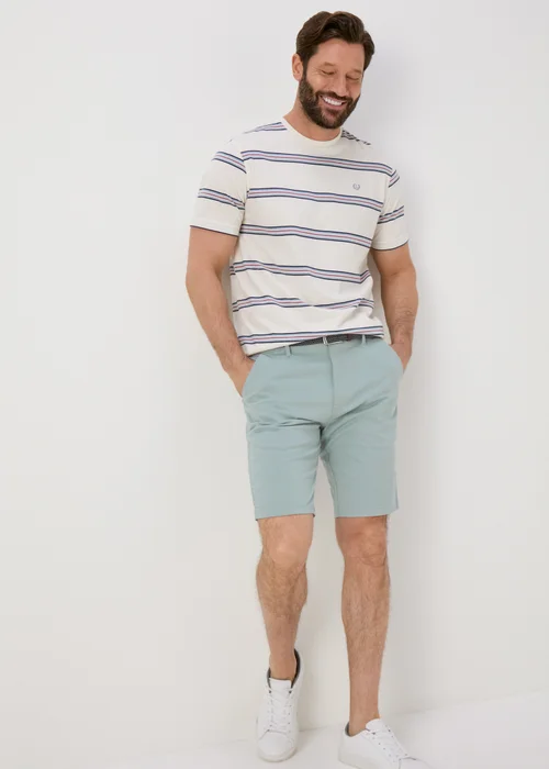 Green Belted Chino Shorts - 32 Image 1