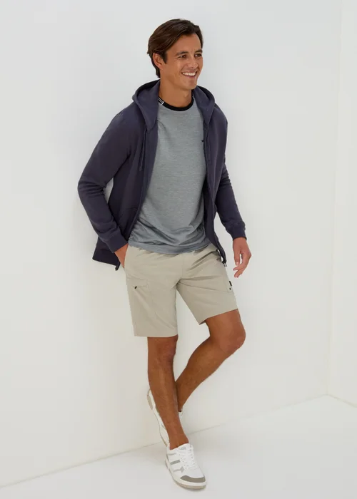 Stone Technical Drawcord Cargo Shorts - S Image 4