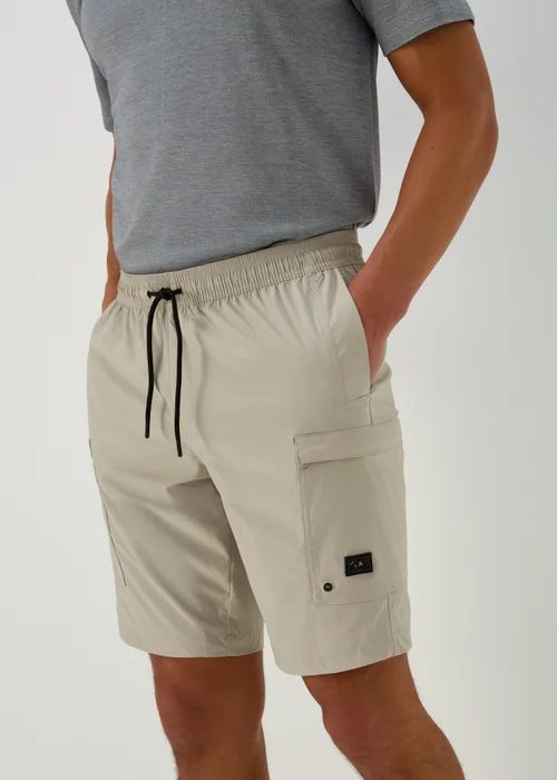 Stone Technical Drawcord Cargo Shorts - S Image 3