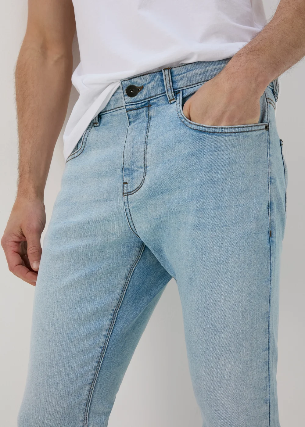 Light Wash Skinny Fit Jeans - 30 R Image 3