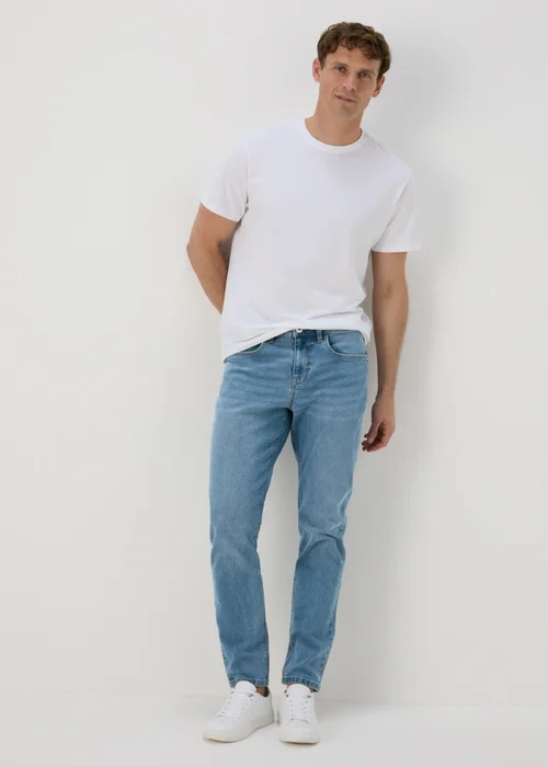 Mid Blue Tapered Jeans - 30 R Image 1