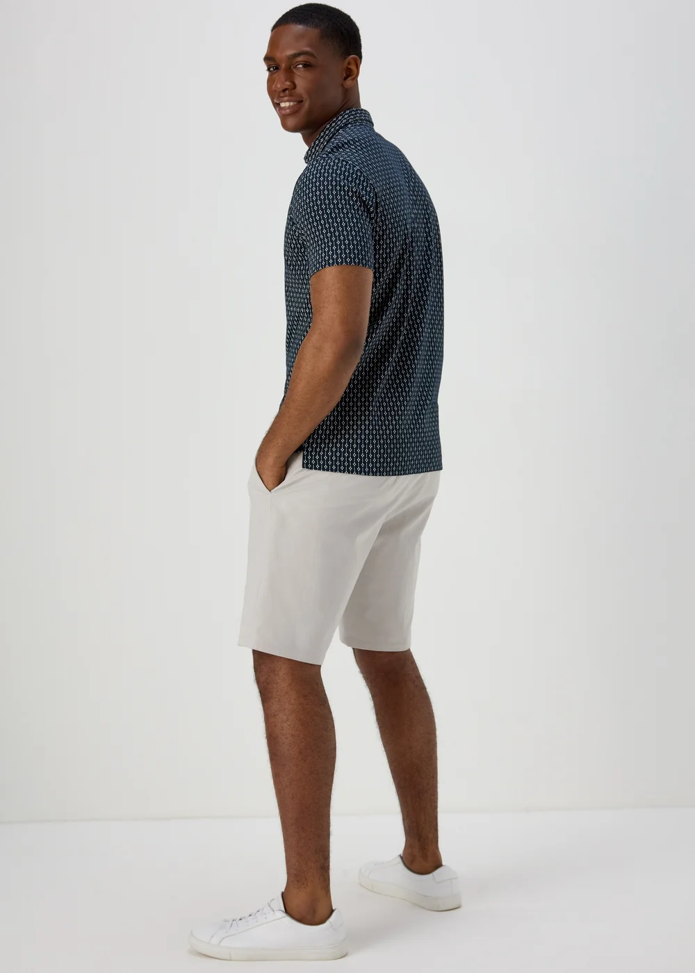 Bone Straight Fit Chino Shorts - 30 Image 2