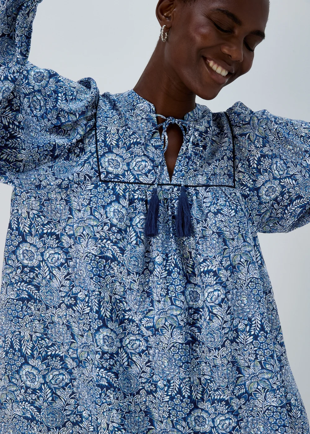 Blue Floral Airflow Boho Mini Dress - 8 Image 3