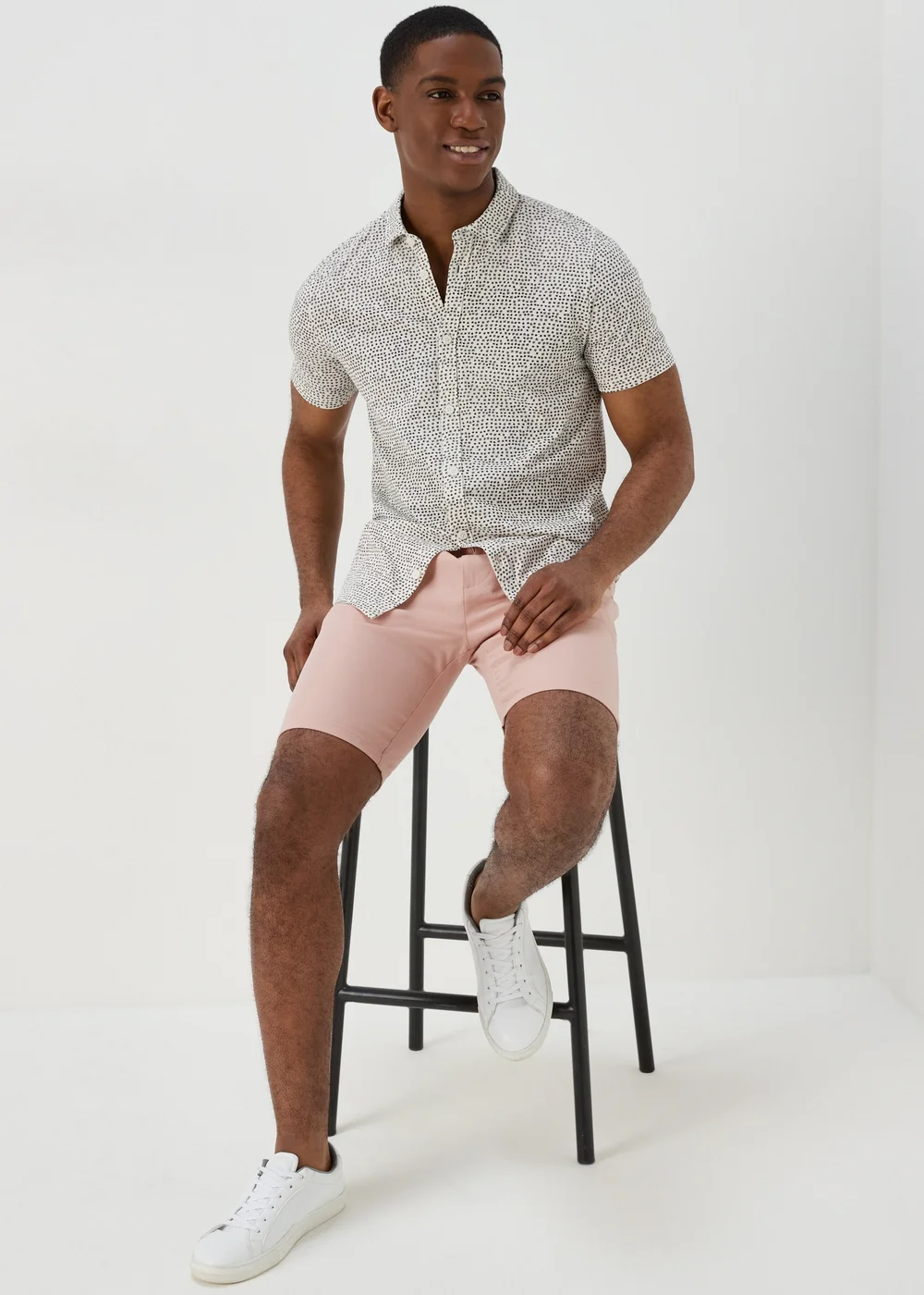 Pink Slim Fit Chino Shorts - 30 Image 1