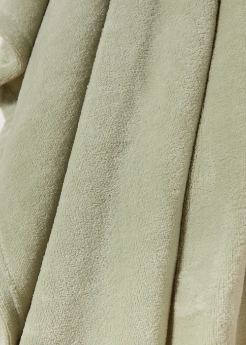 Plain Green Throw Image 2