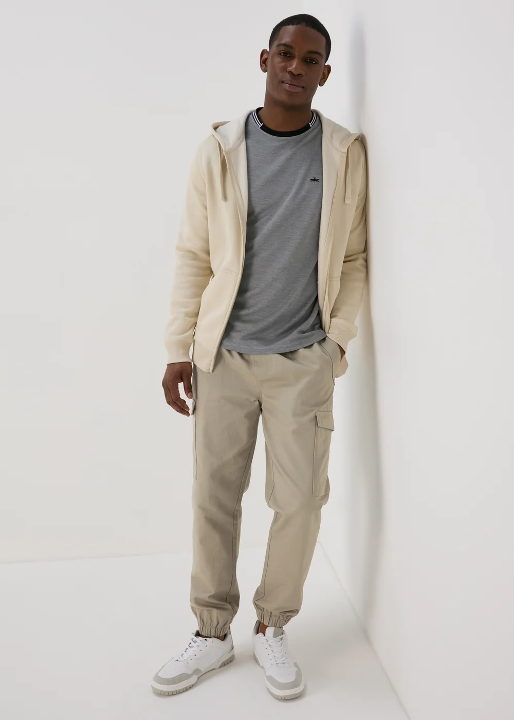 Sage Textured Cargo Trousers - Small Image 4