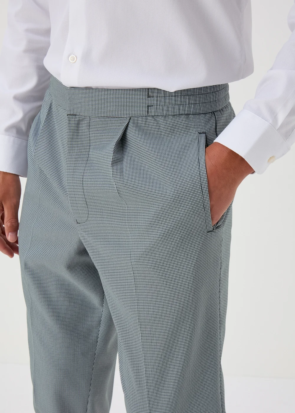 Taylor & Wright Grey Blue Pattern Pleated Trousers - 30/L31 Image 3