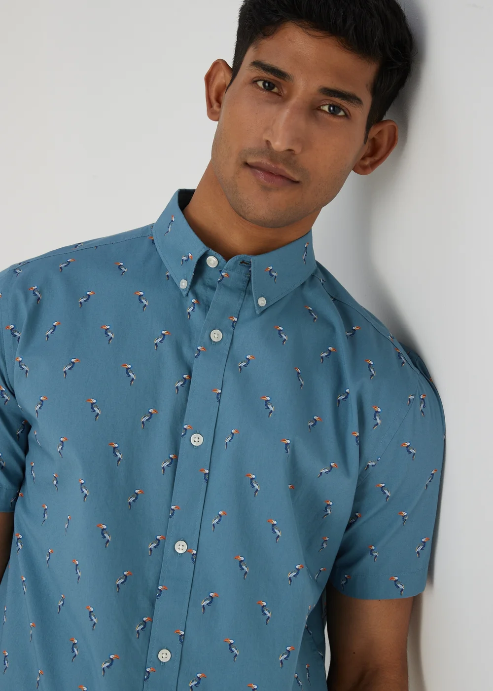 Blue Toucan Short Sleeve Shirt - Small Image 3