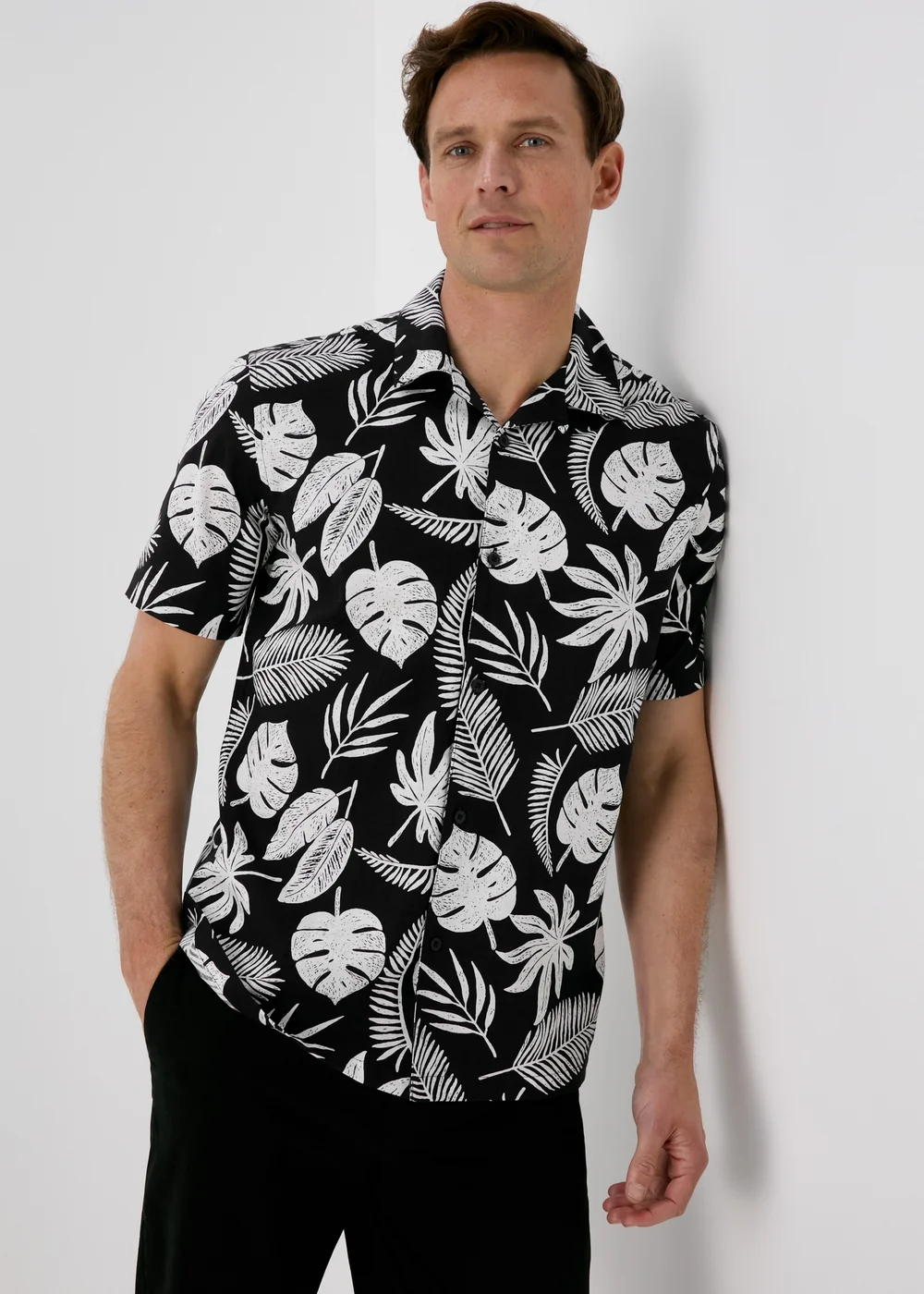 Mini Me - Black Large Leaf Print Shirt - Small Image 4