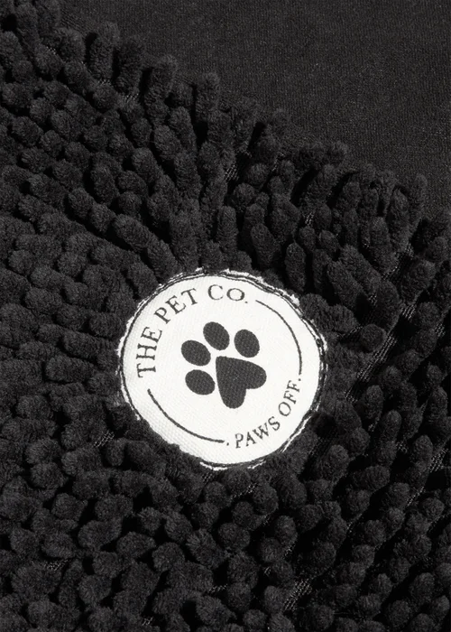 Black Noodle Towel With Mitts (80cm x 35cm) Image 2