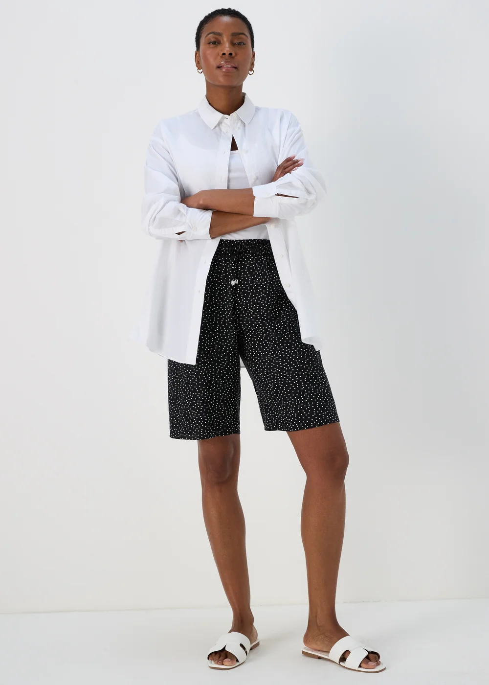 Black Dot Print Viscose Bermuda Shorts - 8 Image 4
