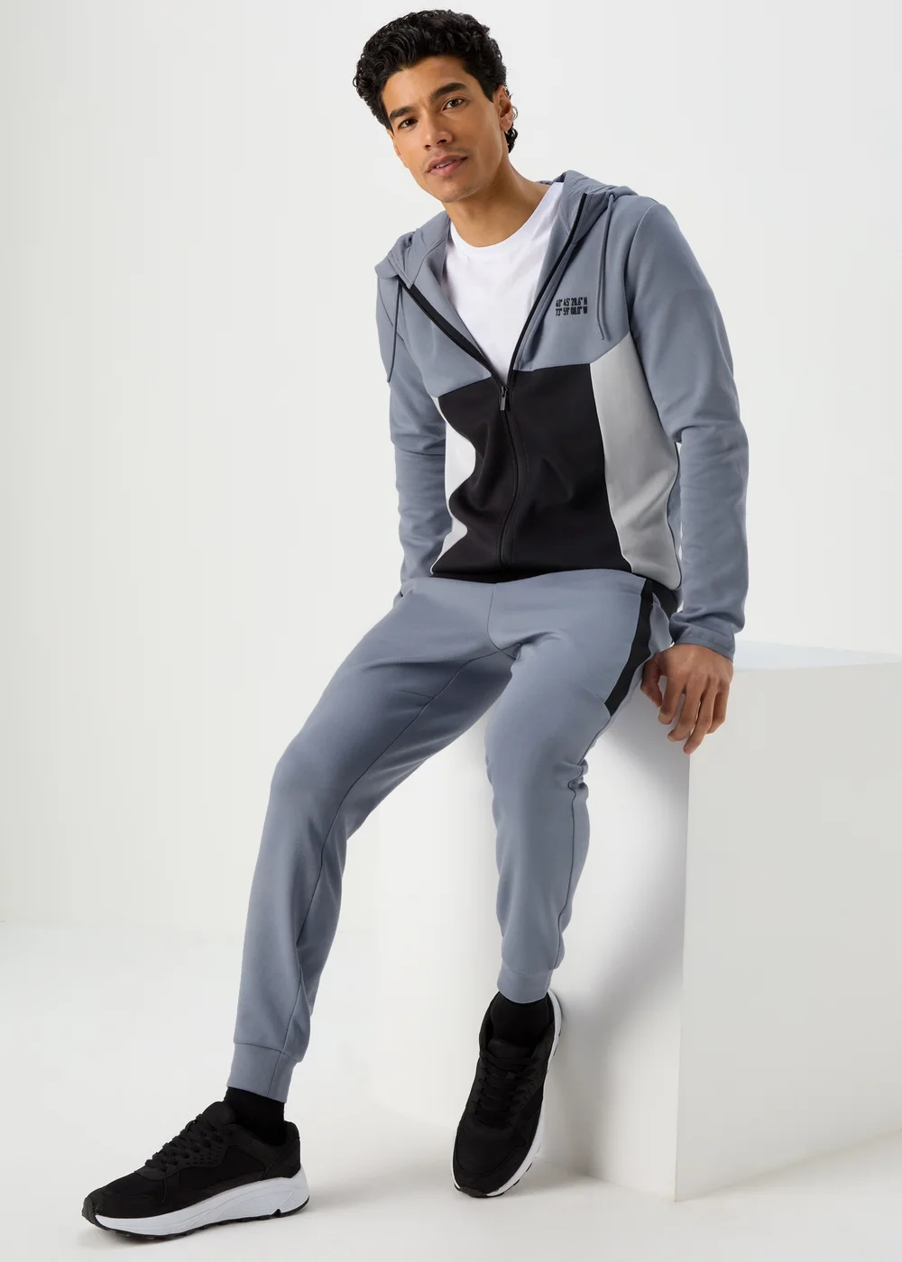 US Athletic Colour Block Zip Up Hoodie - XS Image 4