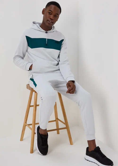 US Athletic Ice Grey Tech Panel Hoodie - XS Image 4