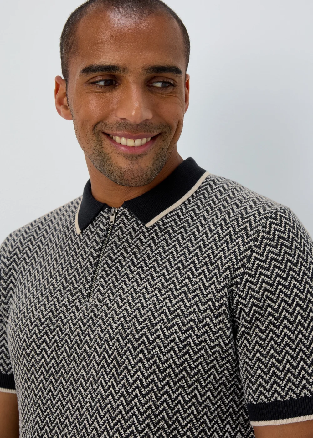Navy Cheveron Zip Polo Shirt - S Image 3
