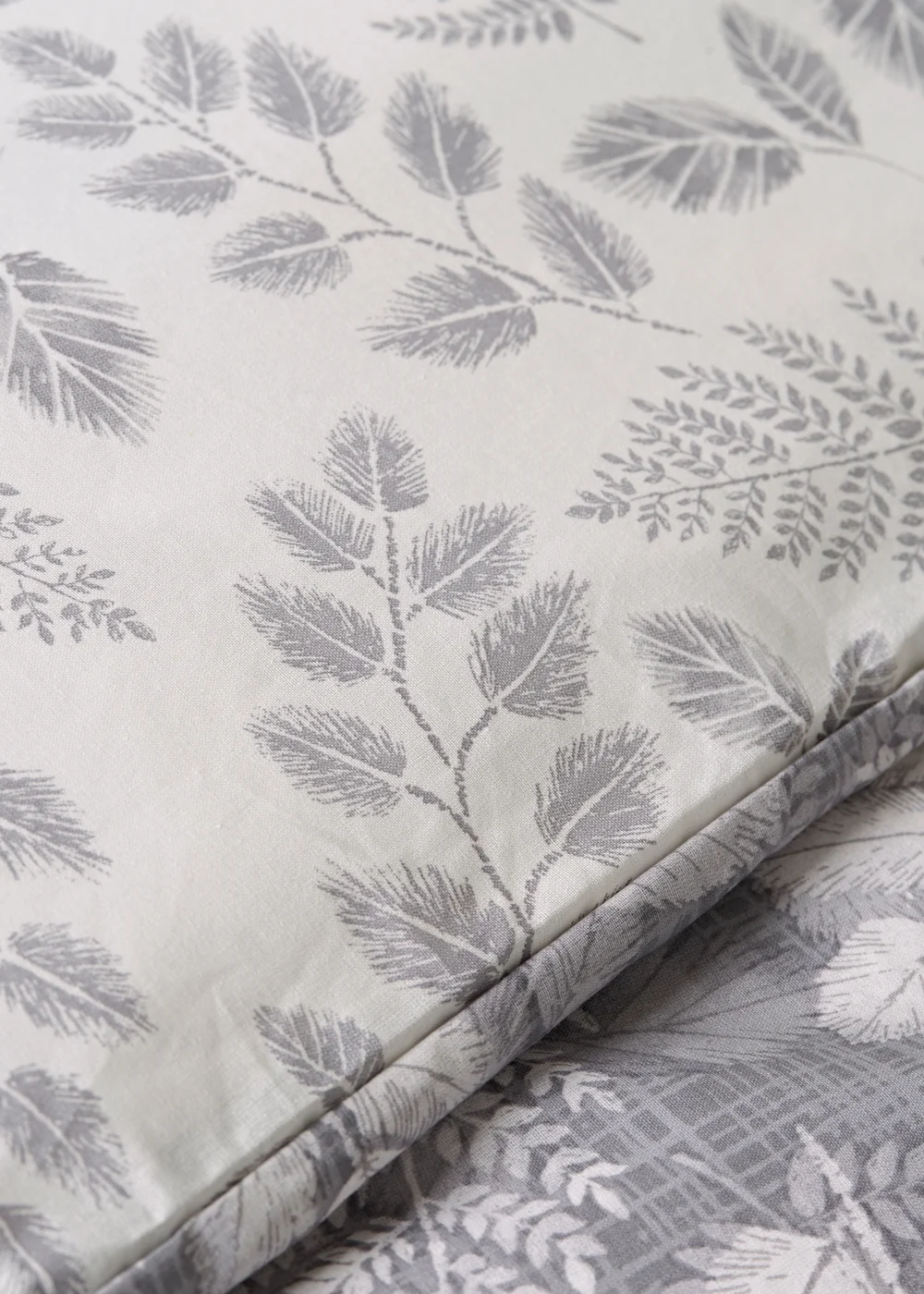 Grey Sketchy Leaf Print Duvet Set - Single Image 3