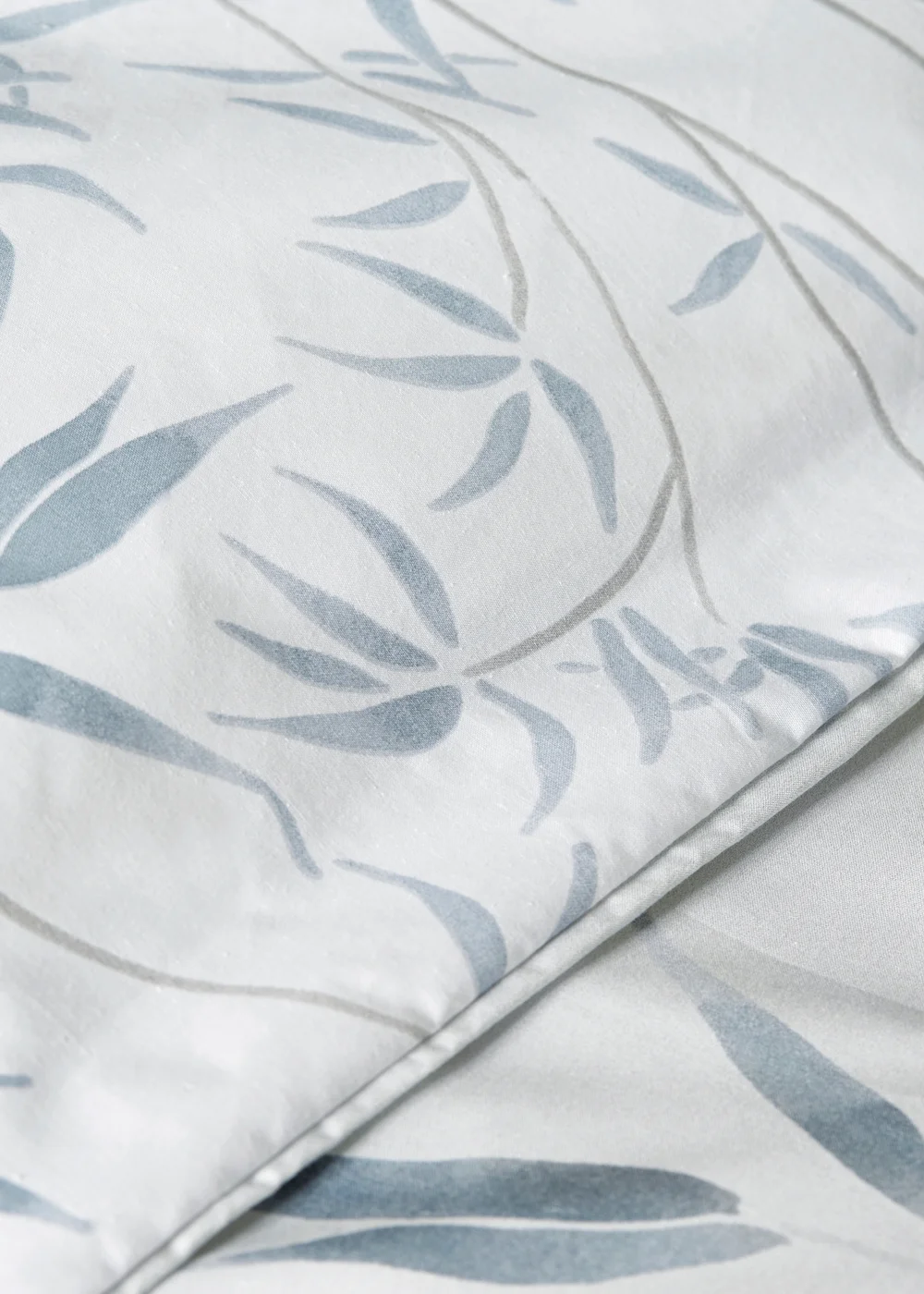 Grey Cranes Duvet Set - Double Image 3