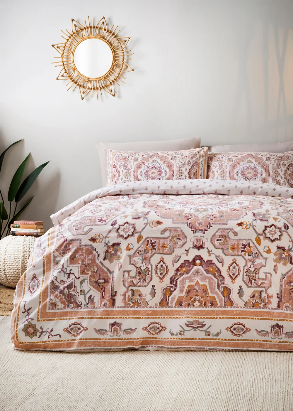 Pink Kilim Distressed Duvet Set - Double Image 1