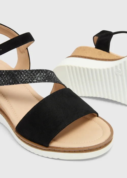 Soleflex Black White Sole Wedge Sandals - Size 3 Image 2