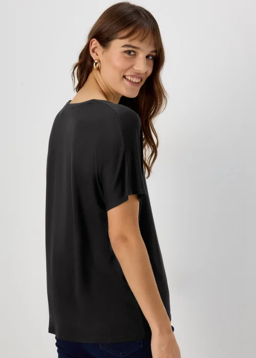 Et Vous Black Classic V Neck T-Shirt - 8 Image 2