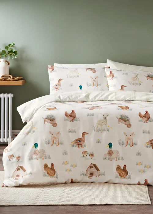 Cream Farmyard Animals Duvet Set - Single Image 1