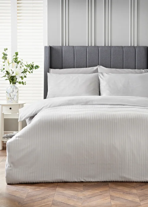 Grey Stripe Satin Duvet Set - Super king Image 1
