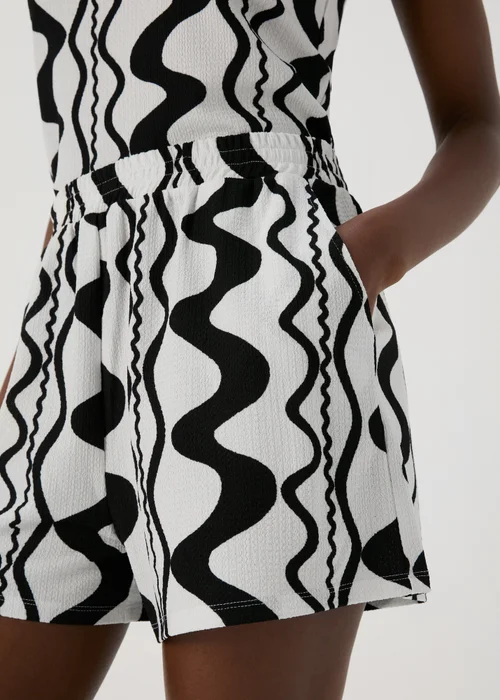 Black Mono Print Co Ord Shorts - 8 Image 3