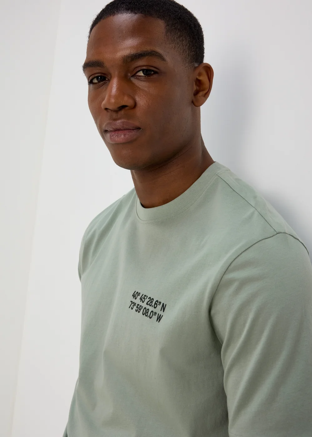 US Athletic Sage Graphic T-Shirt - Extra small Image 3