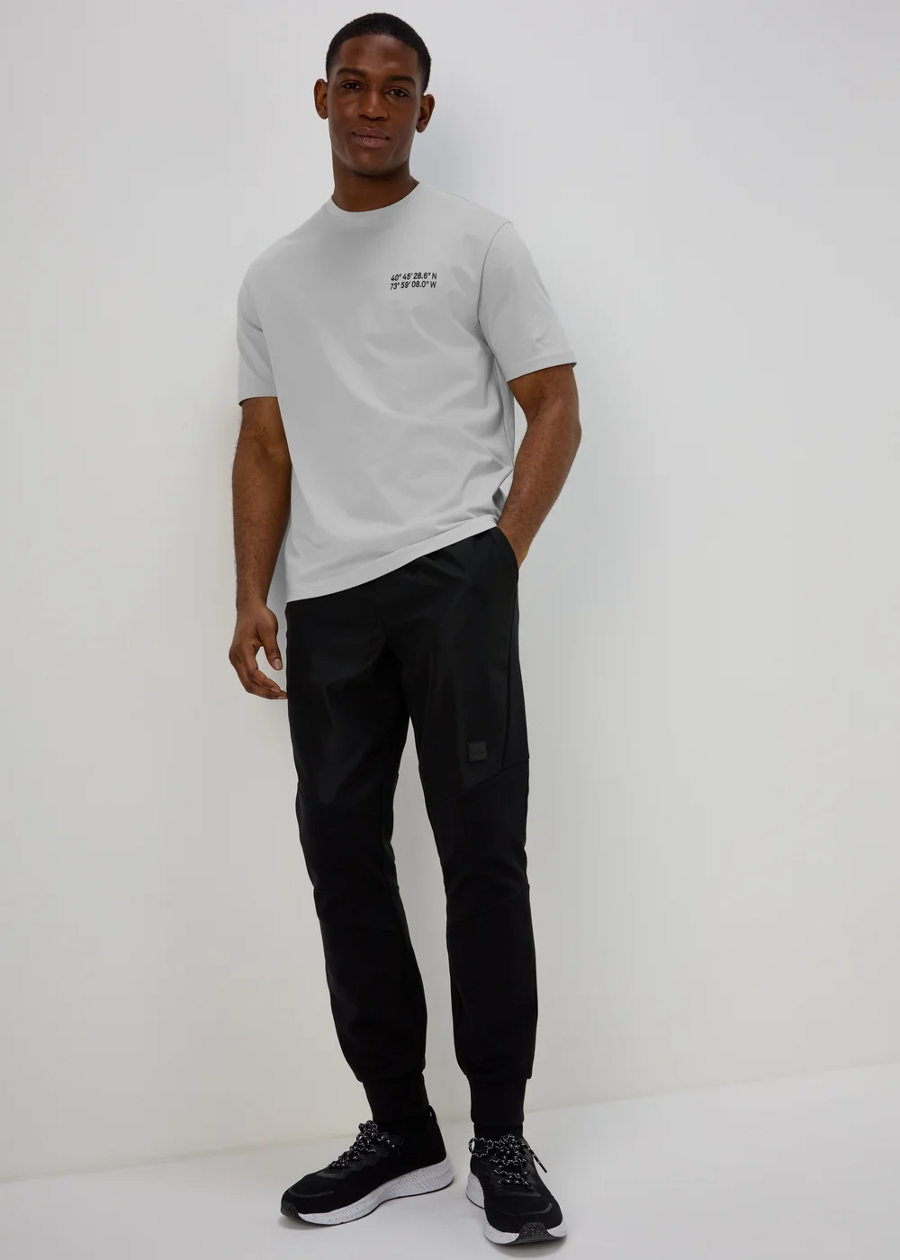 US Athletic Grey Graphic T-Shirt - XS Image 4