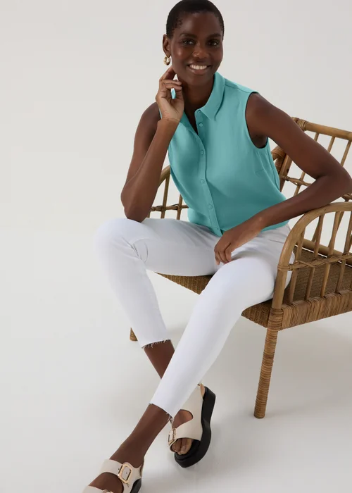 Sage Green Clipper Shirt - 8 Image 4